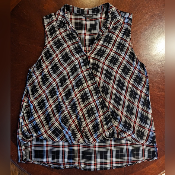 Rock & Republic Tops - Rock & Republic Sleeveless Blouse, Plaid (Black, Red, White), Size XL